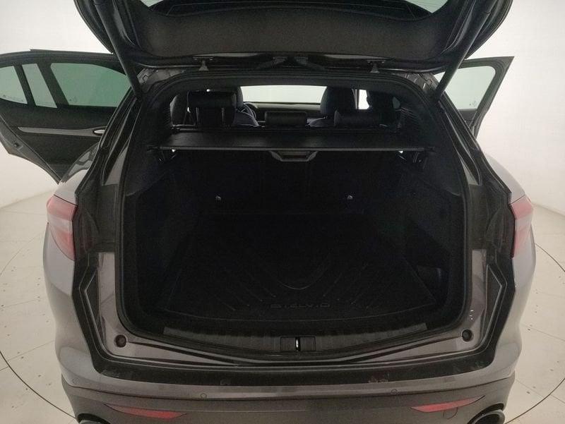 Alfa Romeo Stelvio 2.2 t Executive Q4 190cv auto
