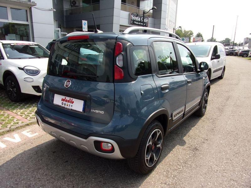 FIAT Panda 1.0 FireFly S&S Hybrid City Cross