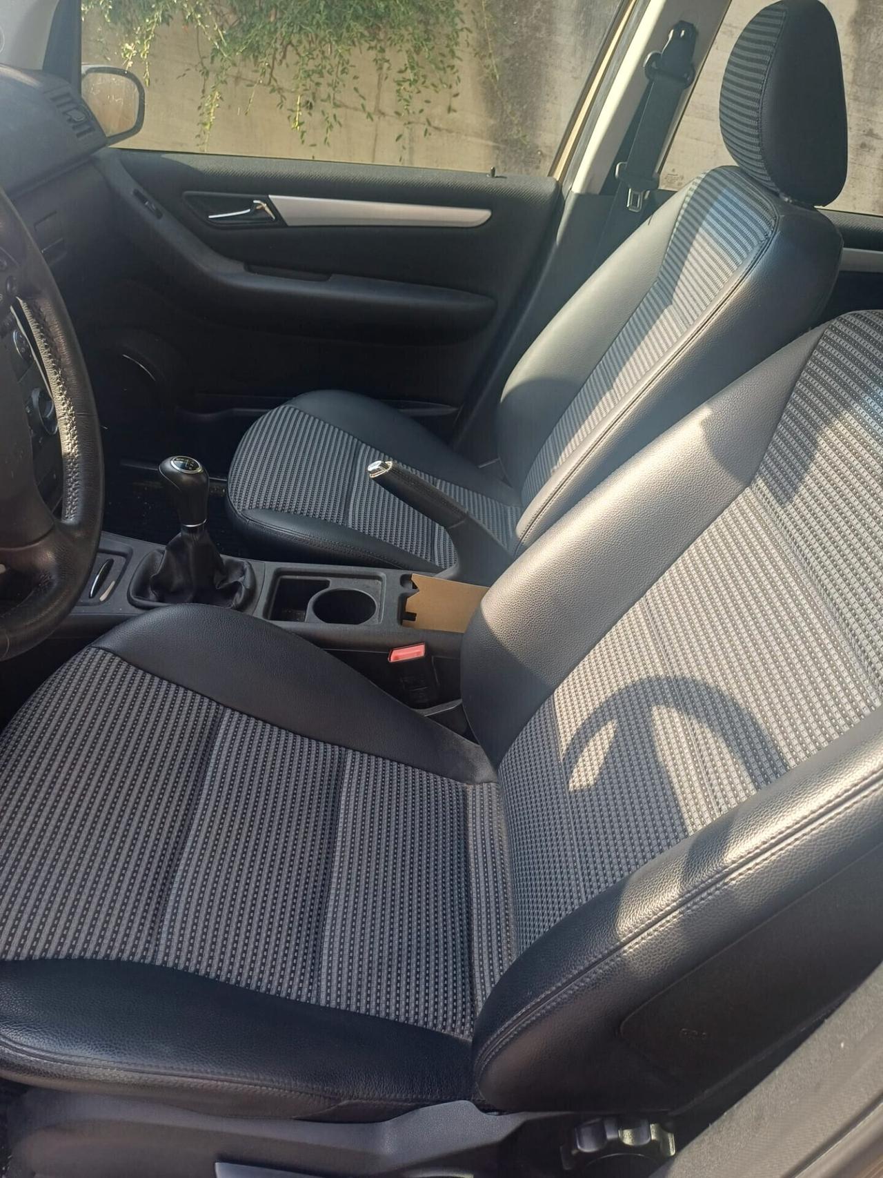 Mercedes-benz A 180 160 CDI Avantgarde