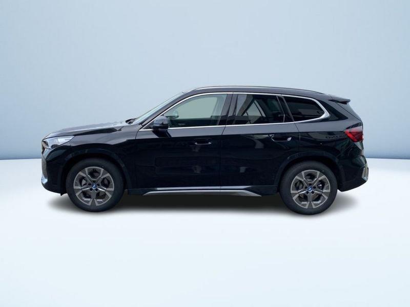 BMW iX1 eDrive20 Special Edition