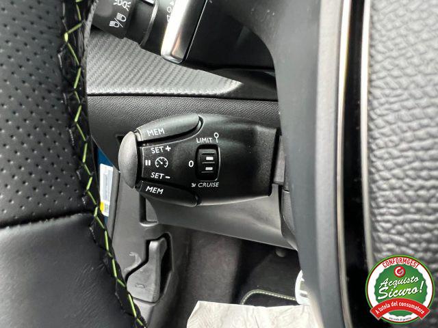 PEUGEOT 2008 Hybrid 136CV e-DCS6 GT
