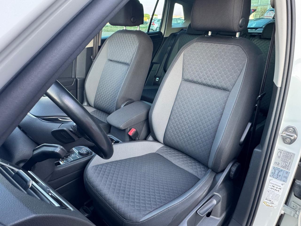 Volkswagen Tiguan 2.0 TDI SCR DSG 4MOTION Sport BMT