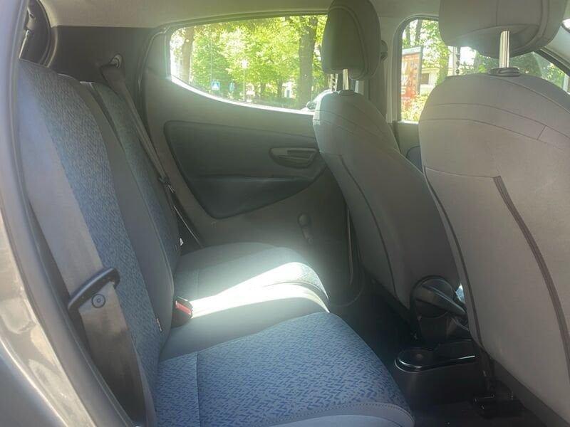 Lancia Ypsilon 1.0 FireFly 70cv Hybrid Gold