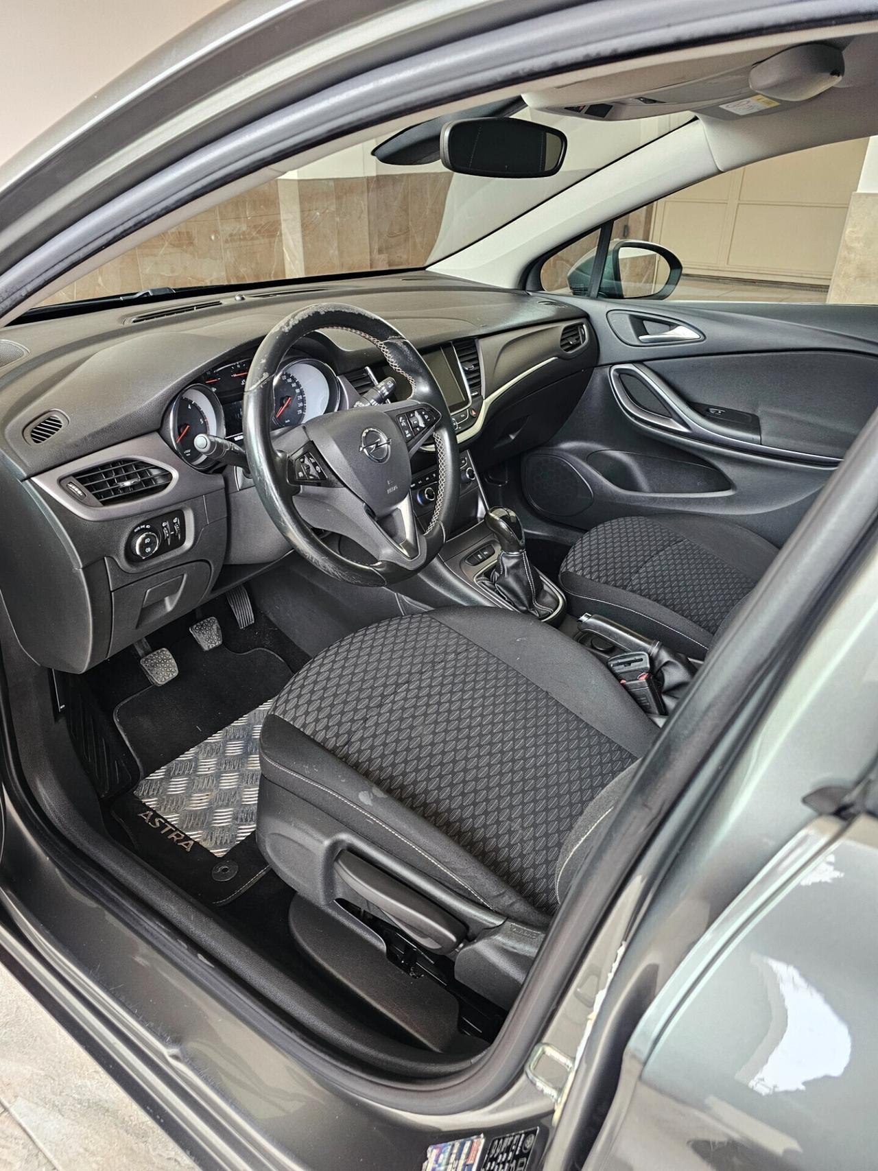 Opel Astra 1.6 CDTI EcoFLEX S&S Sports