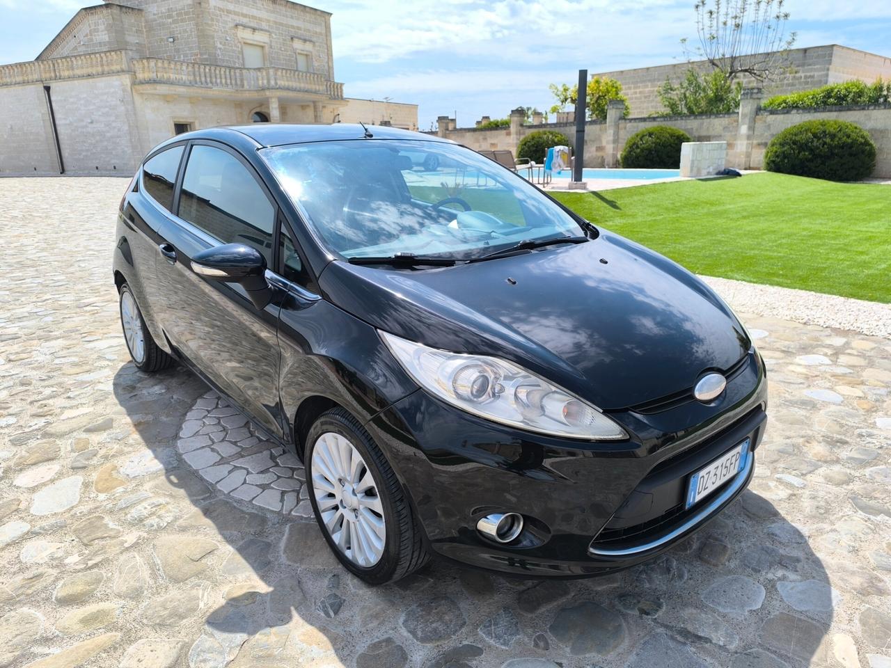 Ford Fiesta 1.2 82CV 3 porte Titanium perfetta full optional