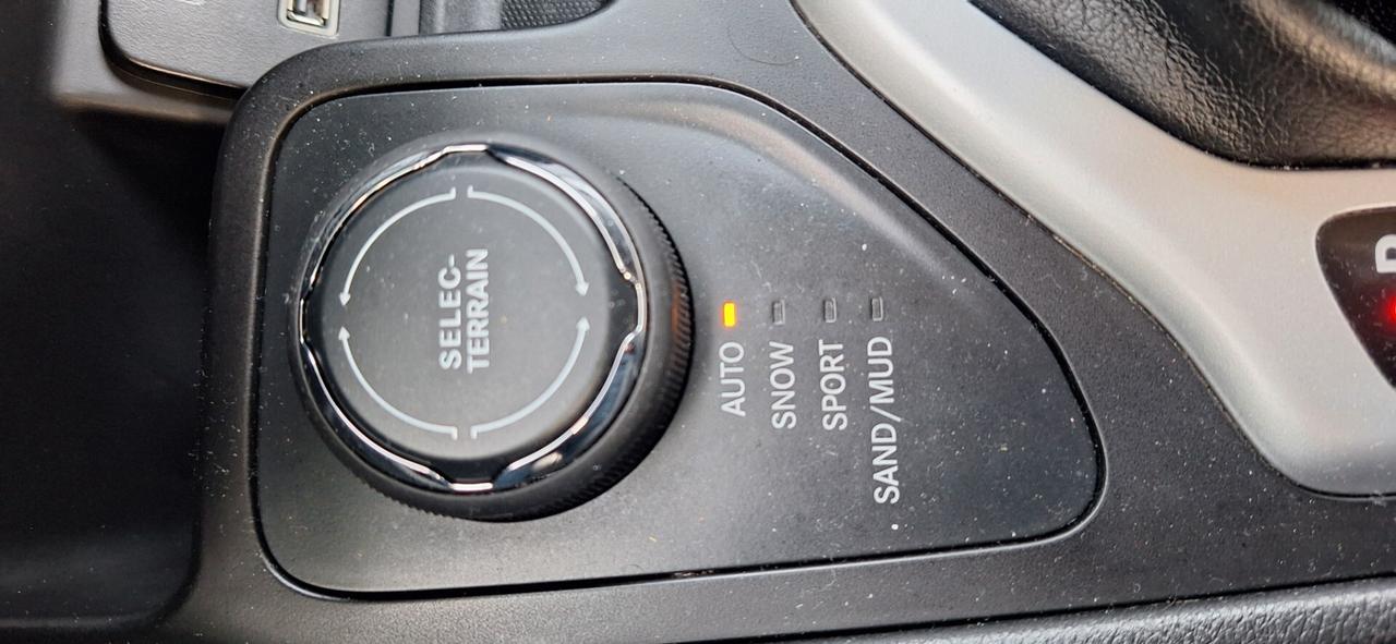 Jeep Cherokee 2.2 Mjt II 185 CV 4WD Active Drive I Longitude