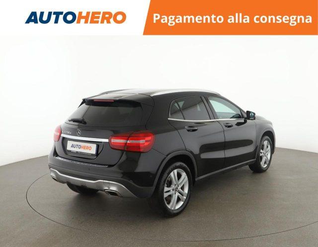 MERCEDES-BENZ GLA 200 d Automatic Sport