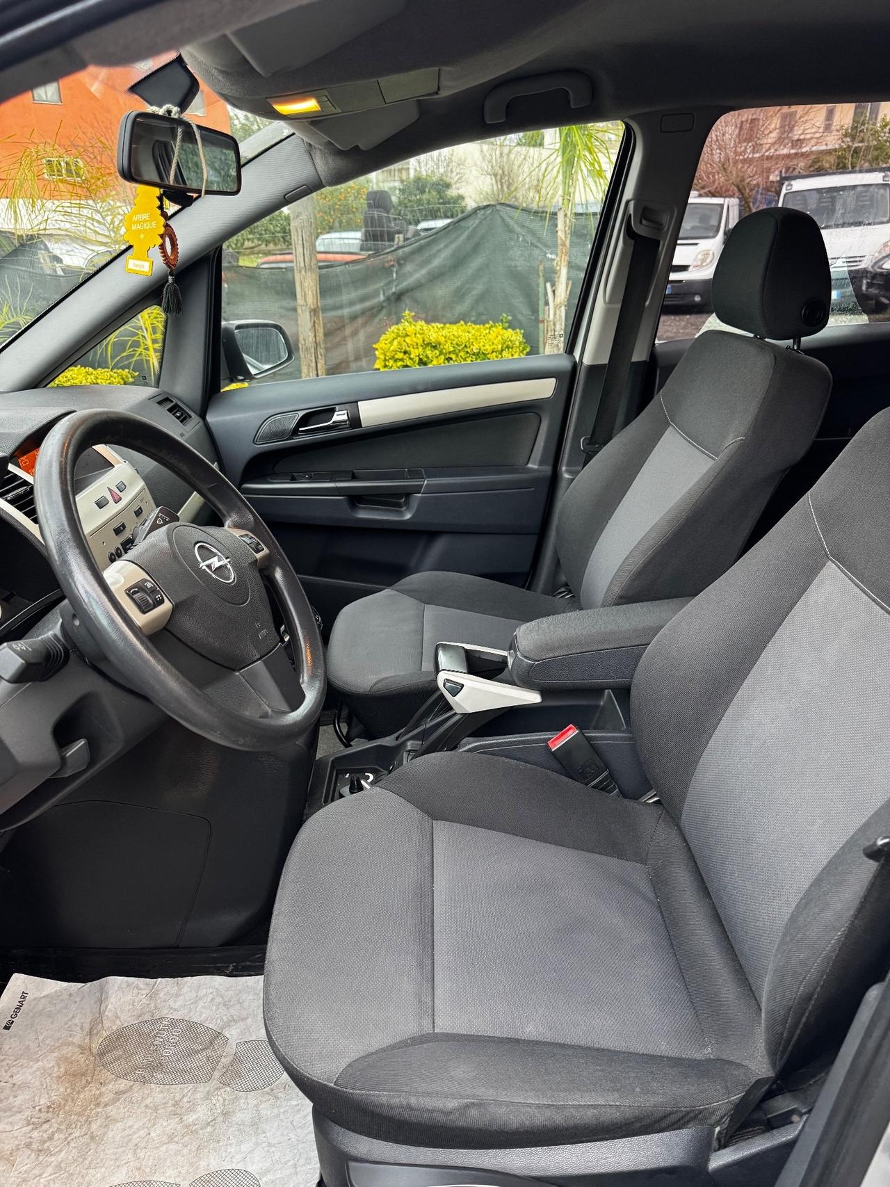 Opel Zafira 1.6 16V VVT Cosmo GPL