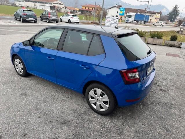 Skoda Fabia 1.0 MPI 60 CV Design Edition