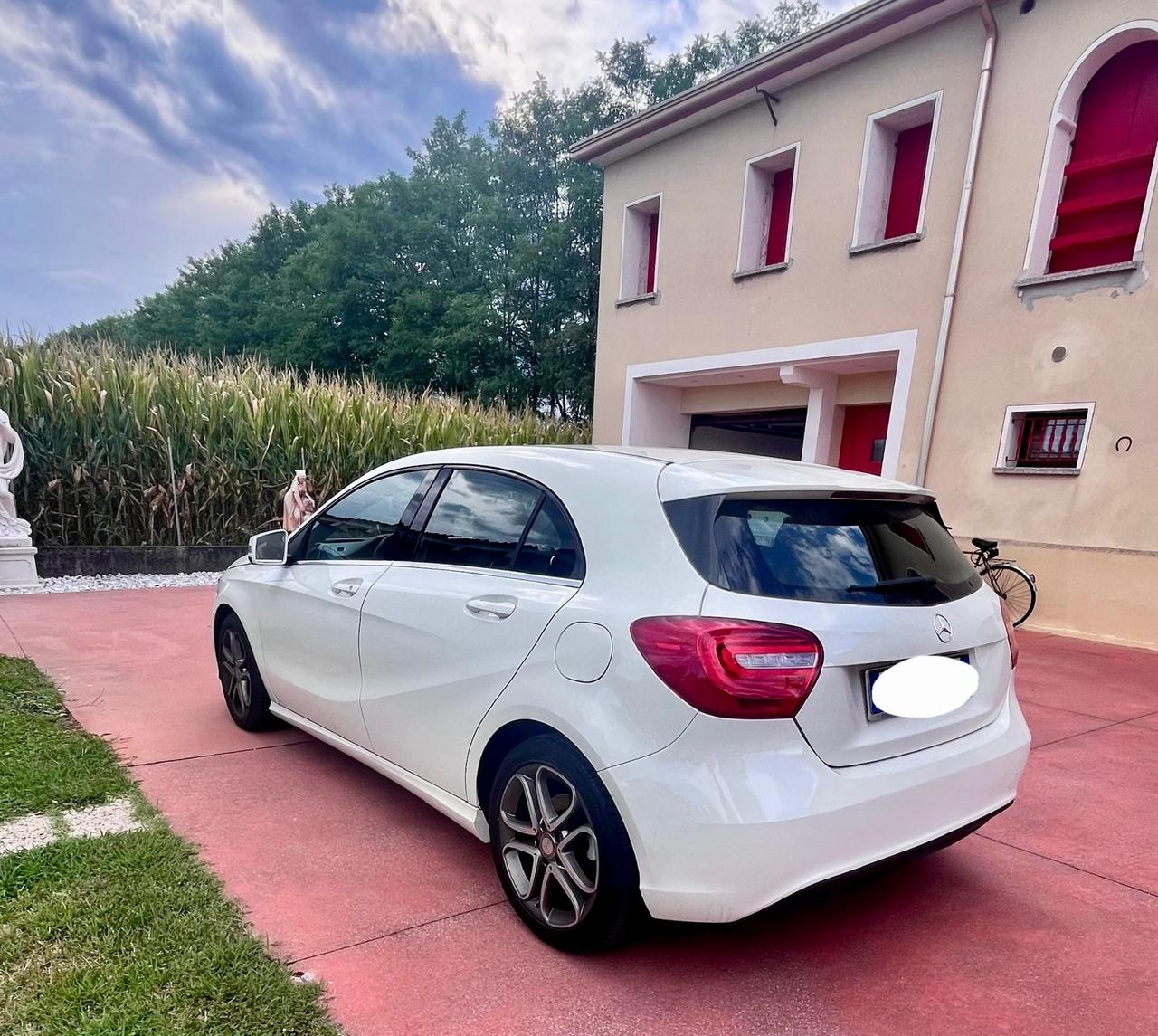 Mercedes-benz A 180 Premium