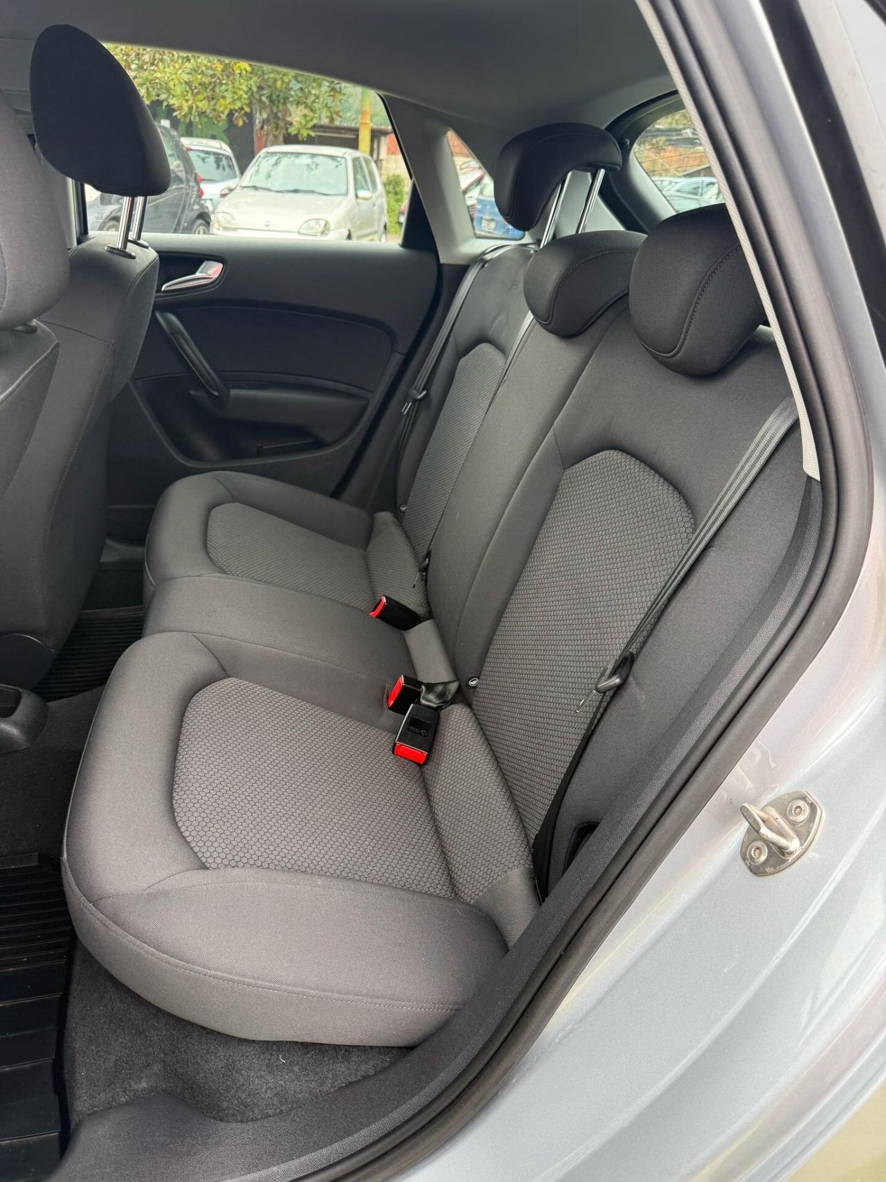 Audi A1 1.6 TDI S line edition