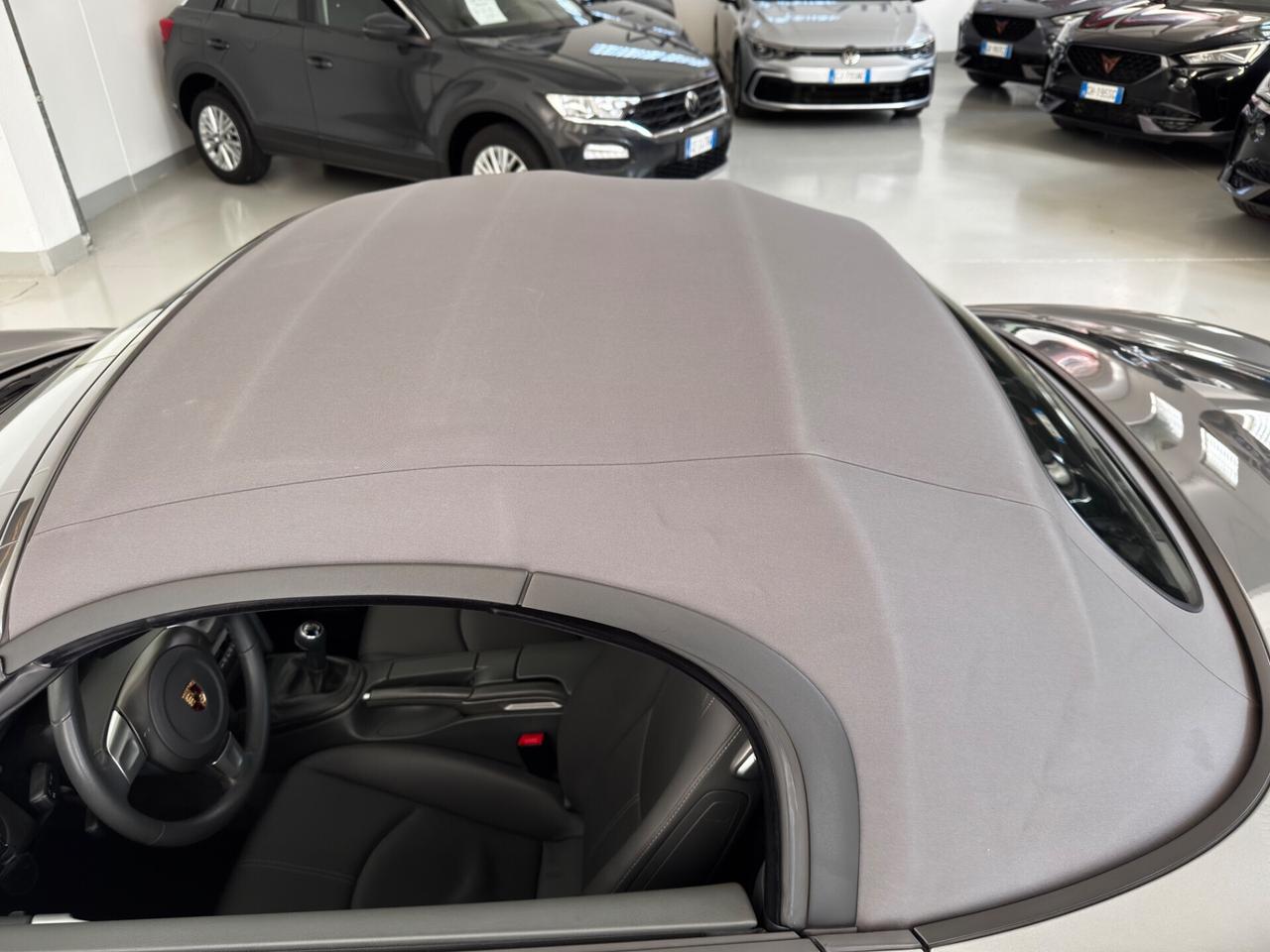 Porsche Boxster 2.7 24V solo 31519 km