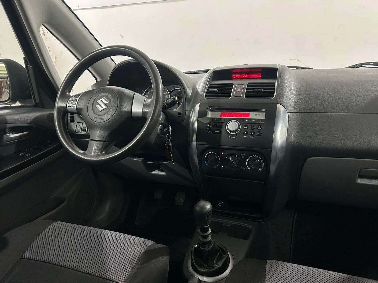 Suzuki SX4 S-Cross 1.9 DDiS 4WD Outdoor Line