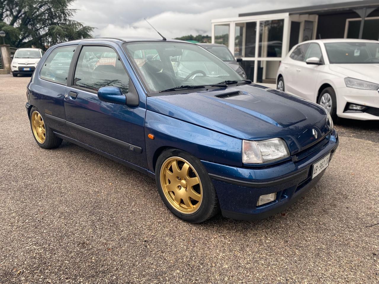 Renault Clio 2.0i 16V cat Williams