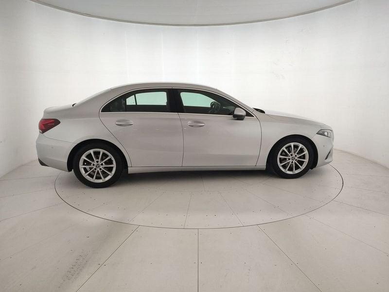 Mercedes-Benz Classe A A 200 d Sport auto