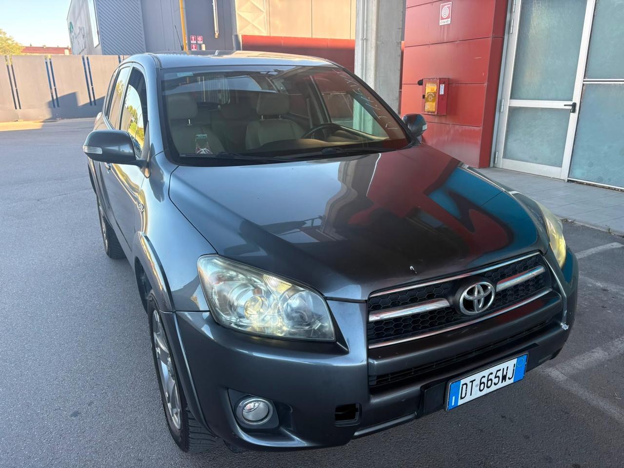 Toyota RAV 4 RAV4 2.2 D-4D 150 CV DPF Luxury automatico