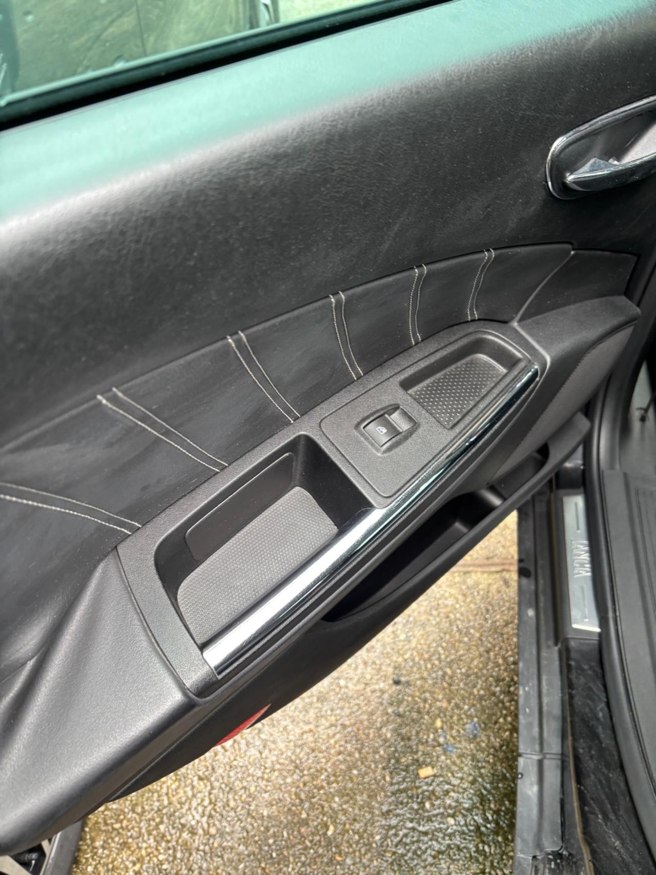 Lancia Delta 14 benzina