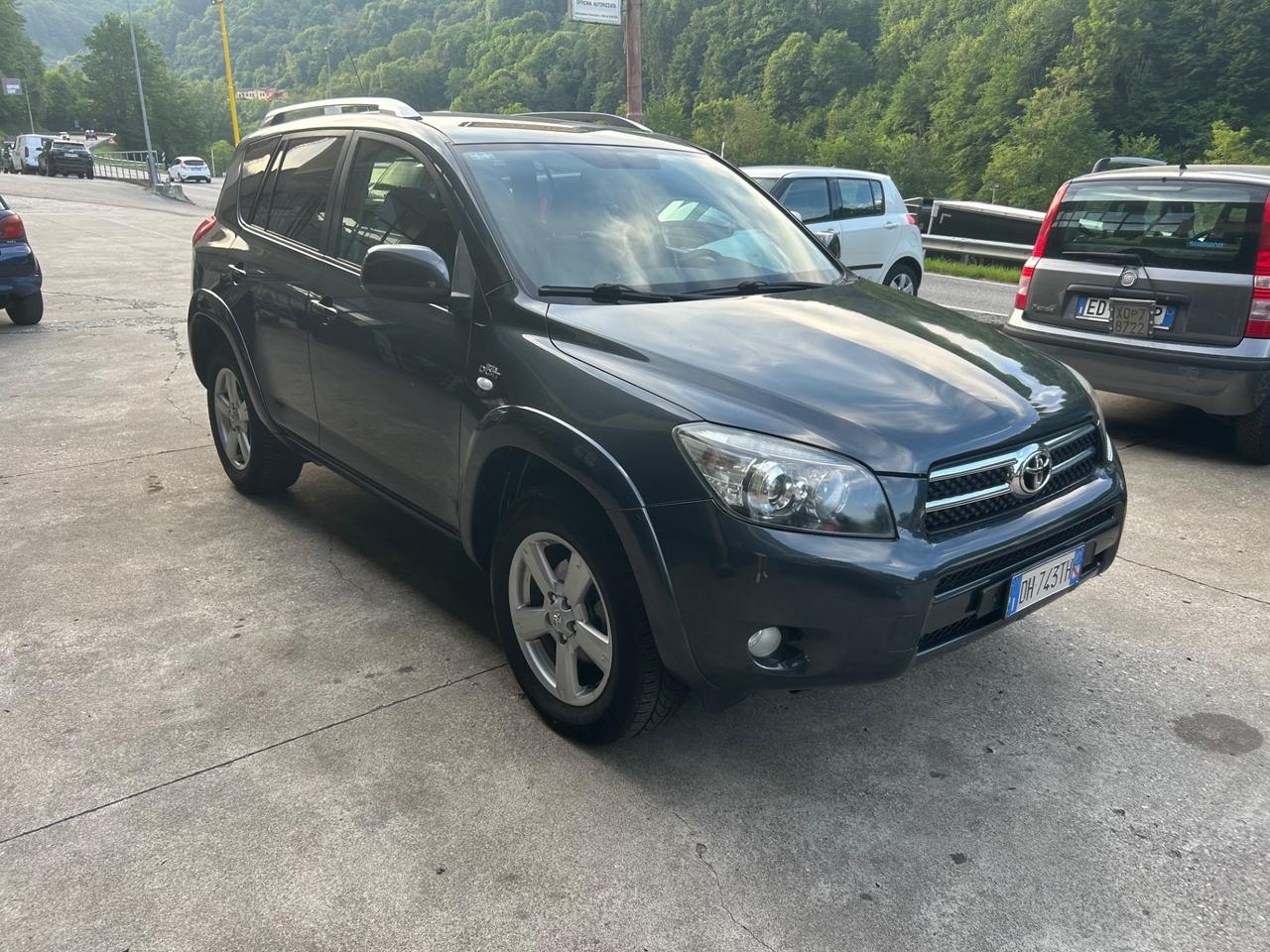 Toyota RAV 4 RAV4 Crossover 2.2 D-4D 177 CV Luxury