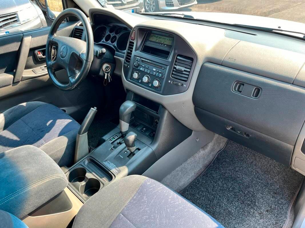 Mitsubishi Pajero Pajero 3.2 tdi 16v di-d GLS-2 wagon auto