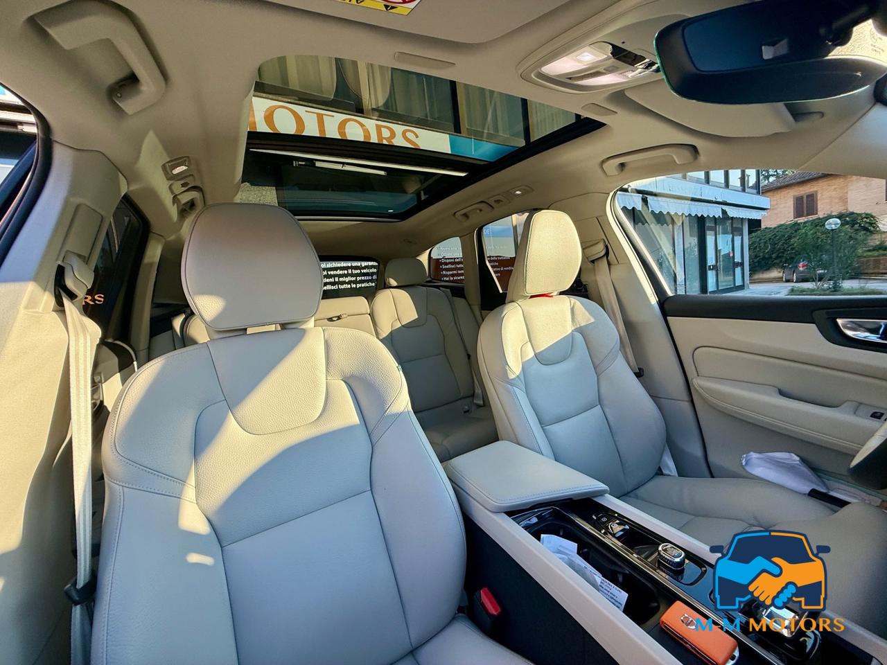 VOLVO XC60 N1 2.0 B4 d Ultimate Dark awd auto