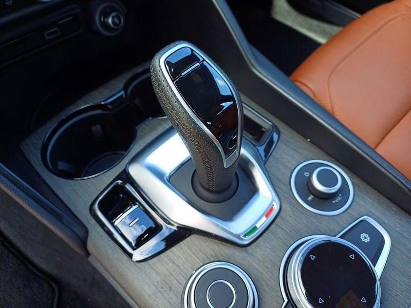 Alfa Romeo Giulia 2.0 t Veloce Ti Q4 280cv auto