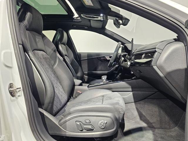 Audi A4 Avant 40 TDI S tronic line edition