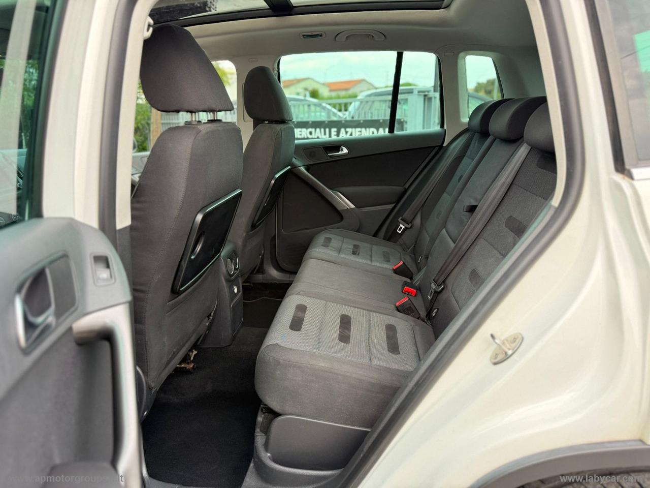 VOLKSWAGEN Tiguan 2.0 16V TDI 4 MOTION 4X4 DPF Sport & Style