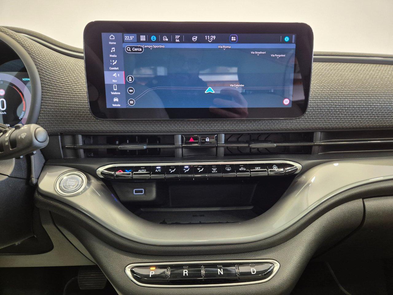 Fiat 500e 42 kWh La Prima by Bocelli IN PROMO - NEOPATENTATI