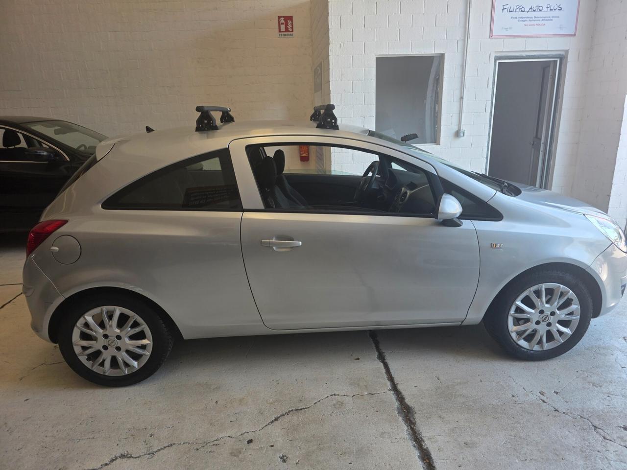Opel Corsa 1.2 80CV 3 porte GPL-TECH Enjoy
