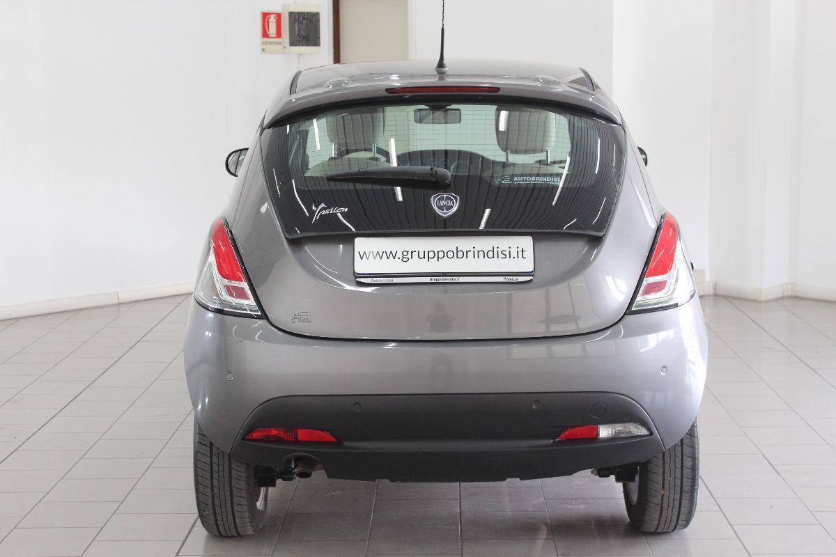 LANCIA - Ypsilon - 0.9 T.Air 85 CV 5 porte Metano Ecochic Gold