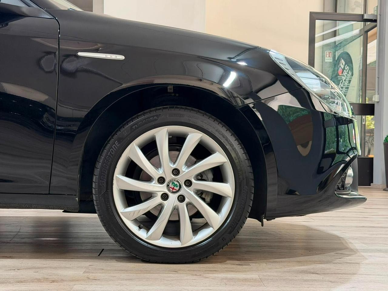 ALFA ROMEO GIULIETTA 1.6JTDm 120cv AUTOMATICA 2019