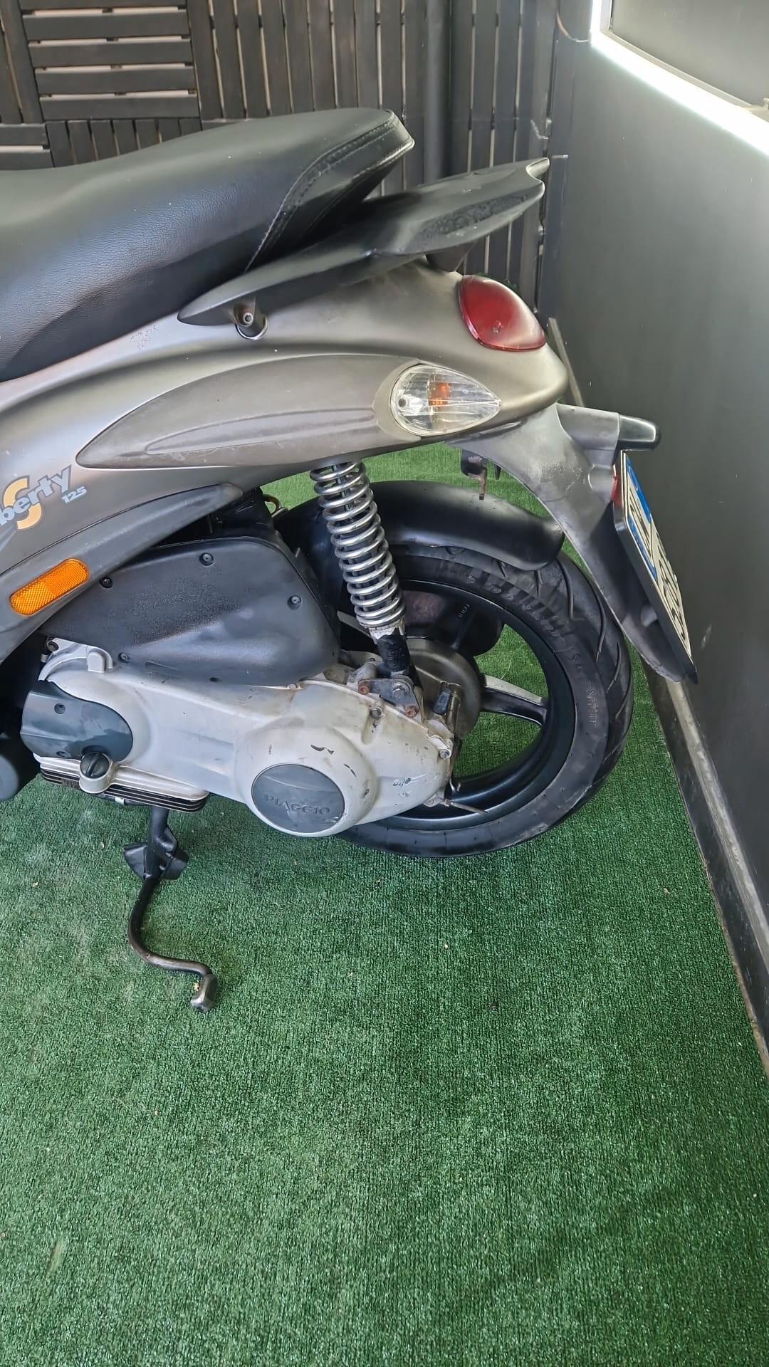 Piaggio Liberty 125 Base