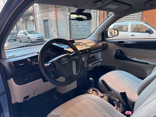 Toyota iQ 1.0 High Collection - Cambio Automatico