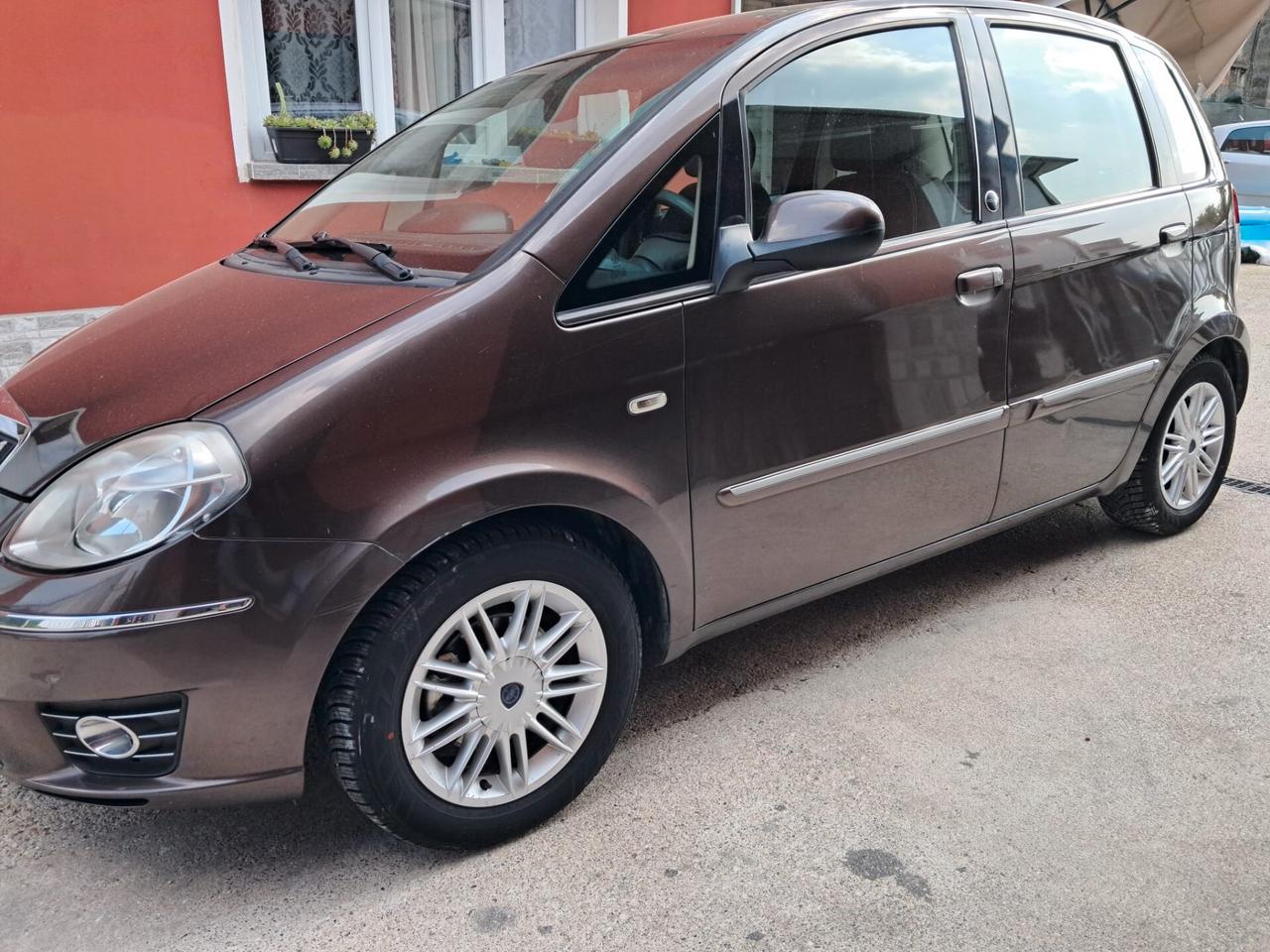 Lancia MUSA 1.4 Platino Ecochic GPL valido