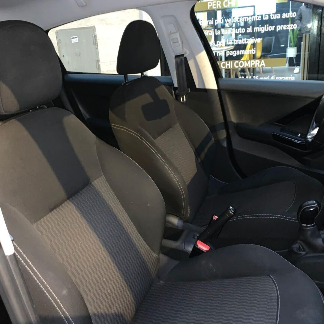 Peugeot 208 BlueHDi 75 5 porte Allure