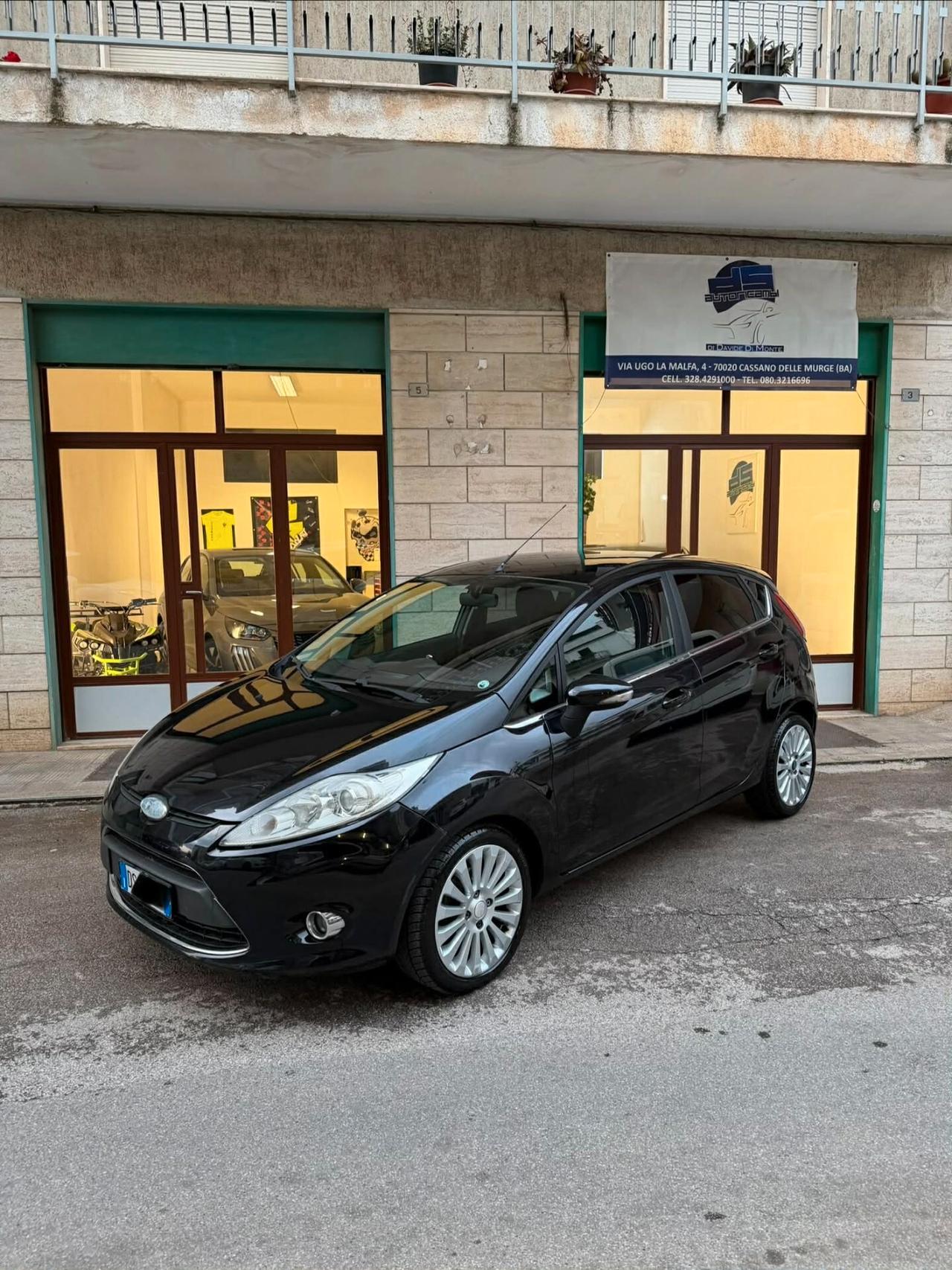 Ford Fiesta 1.4 TDCi 68CV 5 porte Titanium