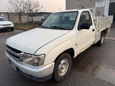 Toyota Hilux 2.5 D-4D 2WD 2p. Cabinato