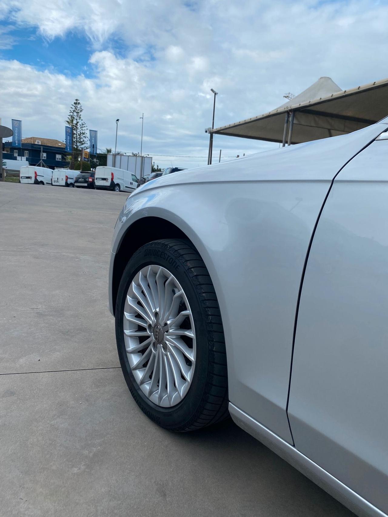 Audi A4 Avant 2.0 TDI 143CV F.AP. mult. Business Plus