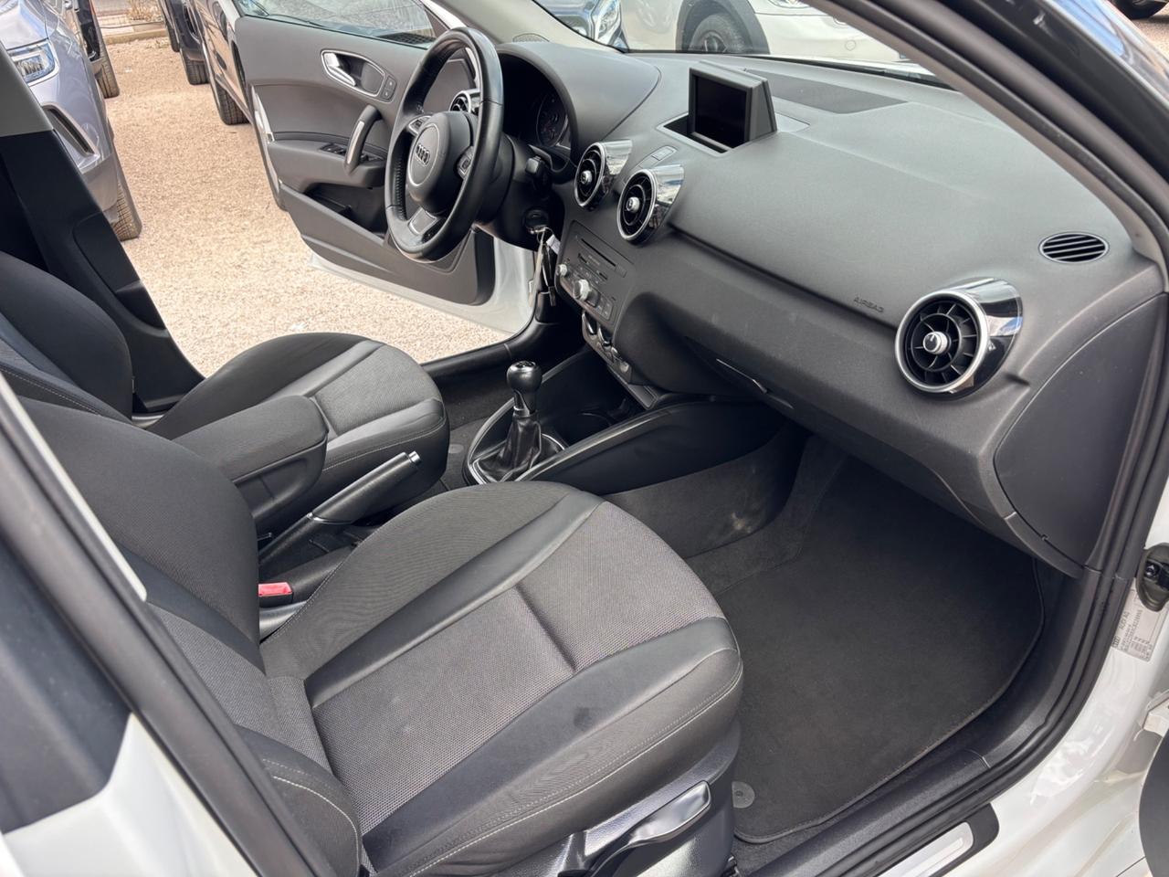 AUDI A1 SPB 1.6TDI 90CV S-LINE STUPENDA
