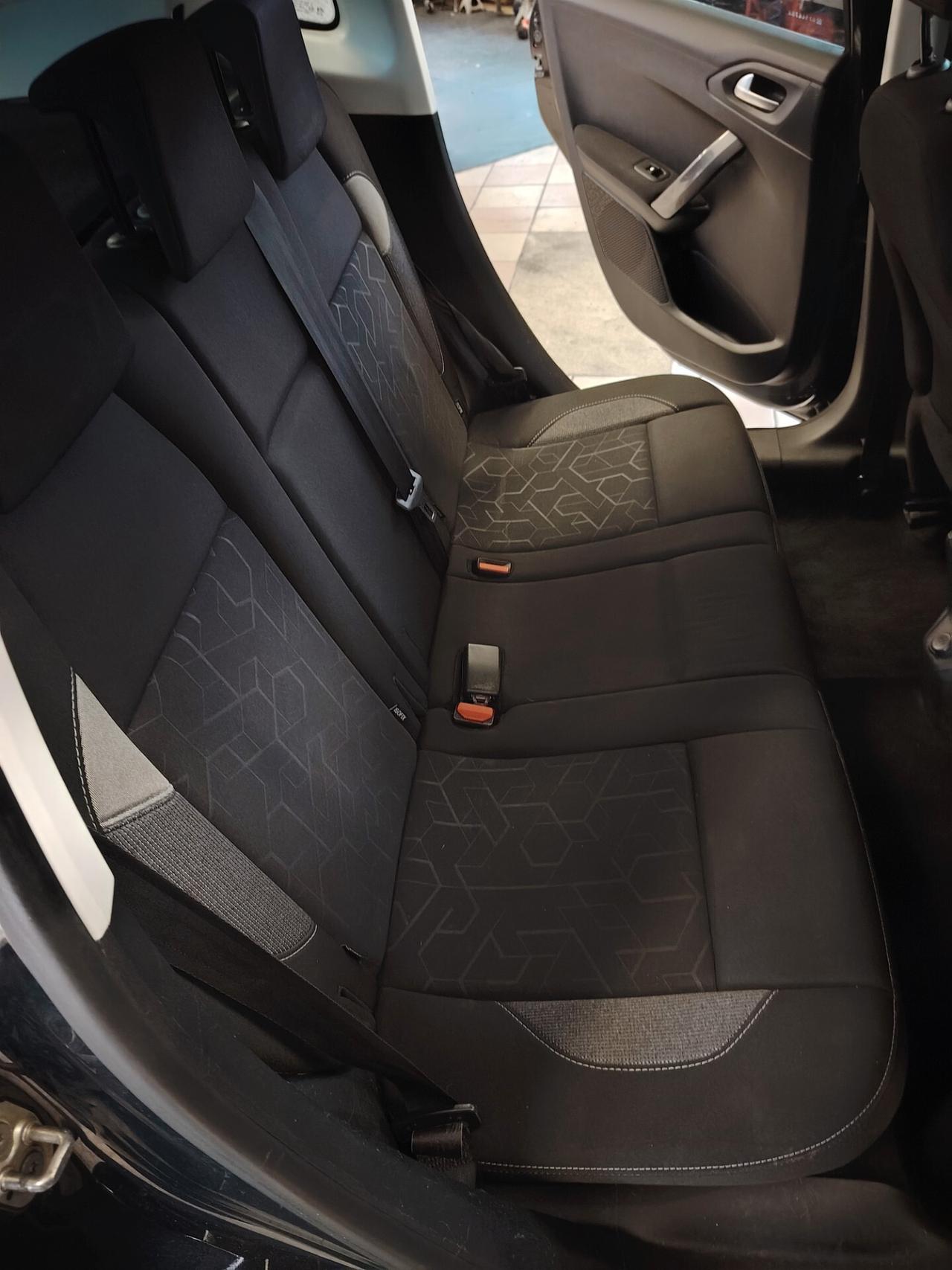 Peugeot 2008 PureTech 82 Active