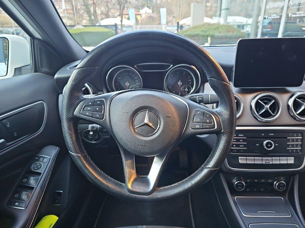 Mercedes GLA 200 200 Sport 7G-DCT
