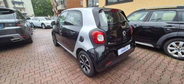 SMART ForFour 70 1.0 Prime