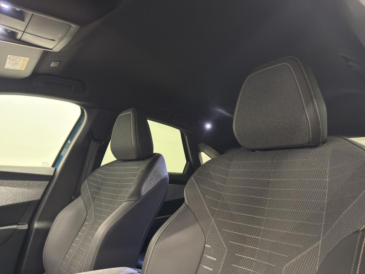 Peugeot 3008 Hybrid 136 e-DCS6 Allure*FORMULA S*