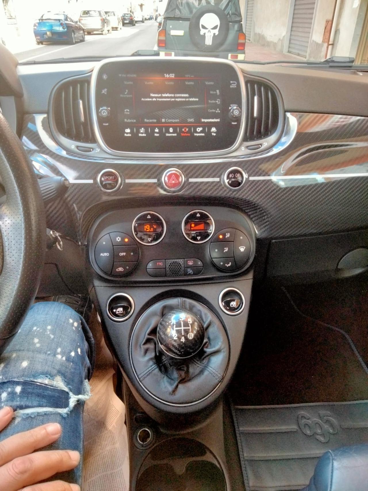 Abarth 695 C 1.4 Turbo T-Jet Rivale