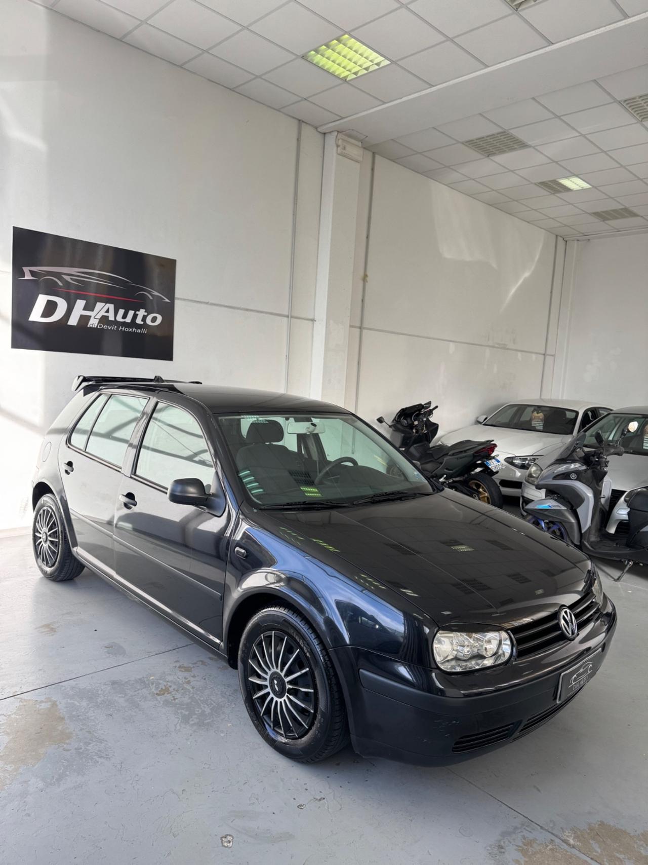 Volkswagen Golf 1.6 cat 5 porte