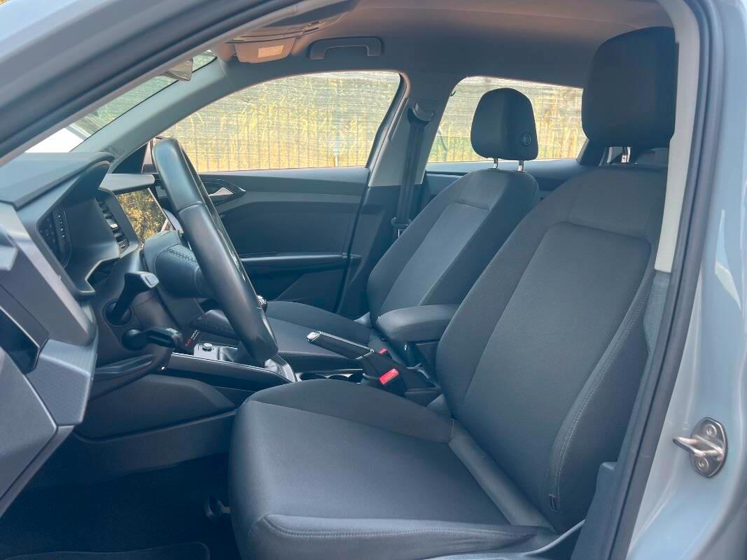 Audi A1 25 1.0 tfsi Admired my20