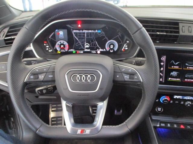 Audi Q3 SUV (35) Blackline 2.0 TDI 150CV S-Tronic