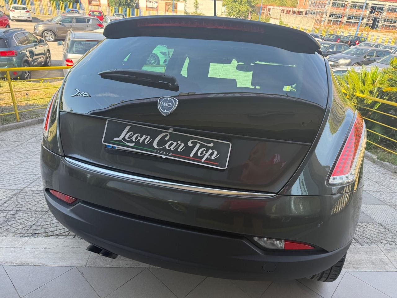 Lancia Delta 1.9 MJT Twinturbo DPF Platino tetto apribile full