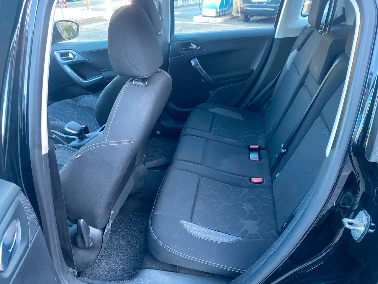 Peugeot 2008 1.6 BlueHDi 75 Active