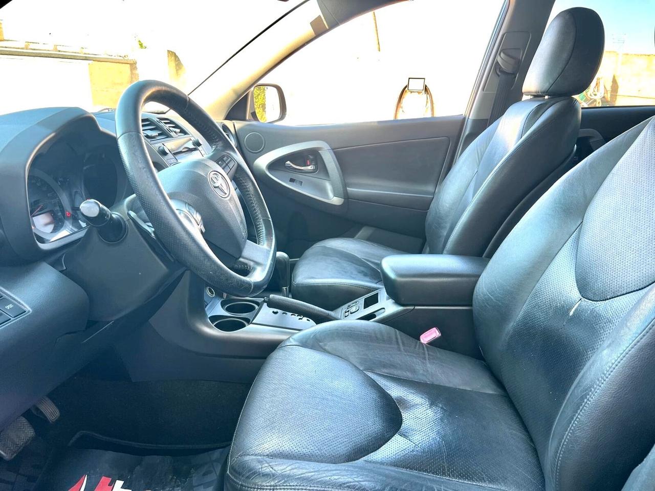 Toyota RAV 4 RAV4 2.2 D-4D 150 CV DPF Luxury